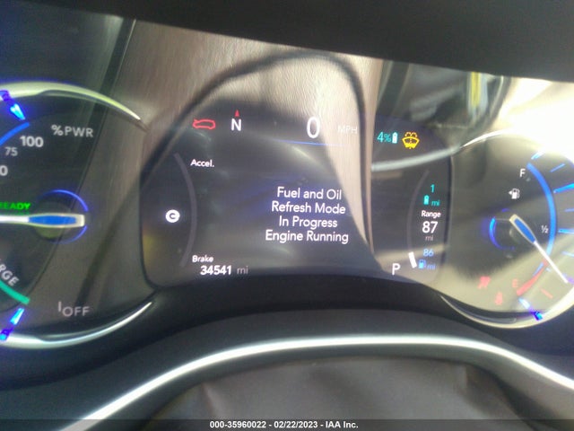 2021 Chrysler Pacifica Hybrid, VIN: 2C4RC1L75MR586347