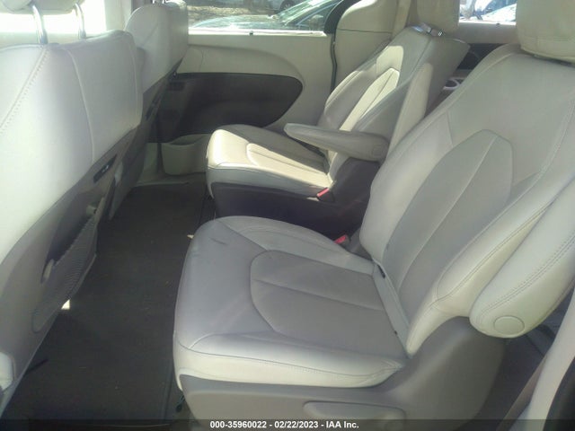 2021 Chrysler Pacifica Hybrid, VIN: 2C4RC1L75MR586347
