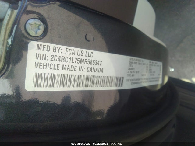 2021 Chrysler Pacifica Hybrid, VIN: 2C4RC1L75MR586347