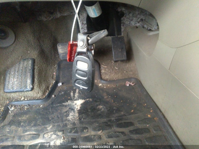2006 HONDA PILOT EX-L WITH RES VIN: 2HKYF186X6H506026
