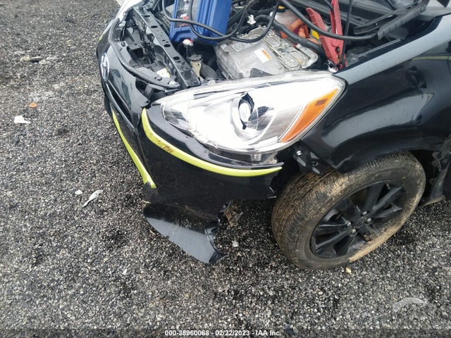 2016 Toyota Prius, VIN: JTDKDTB38G1122681