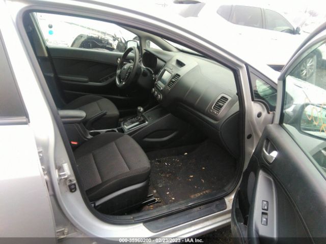 KNAFK5A88H5669568 KIA FORTE5