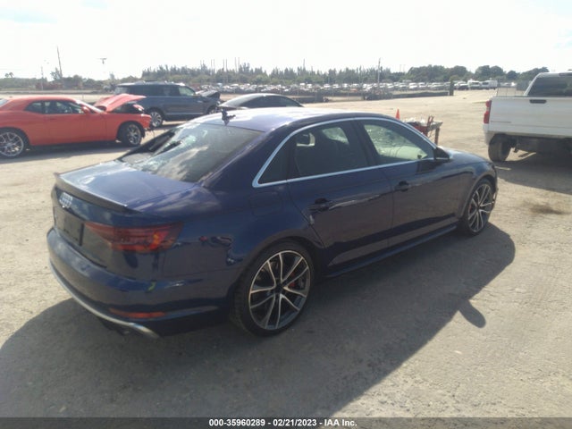 WAUB4AF48JA067645 Audi S4 Premium Plus
