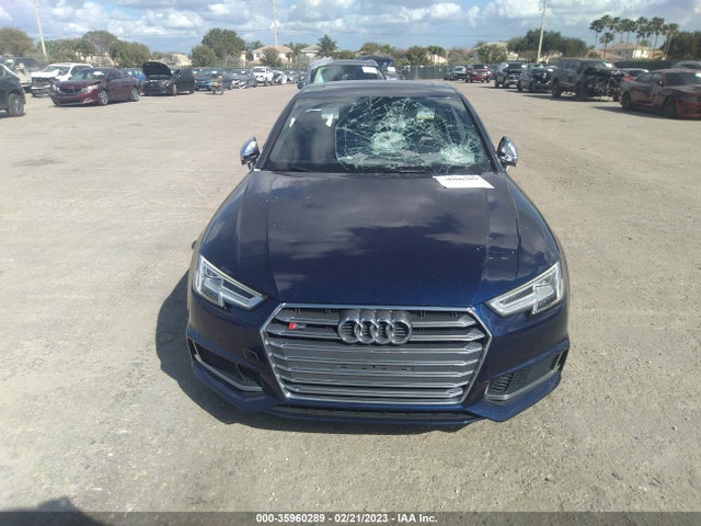 WAUB4AF48JA067645 Audi S4 Premium Plus