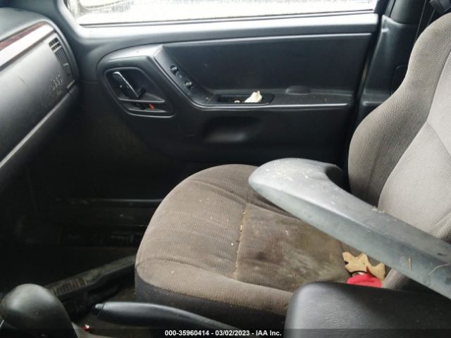 1J4G248S8YC187014 Jeep Grand Cherokee Laredo