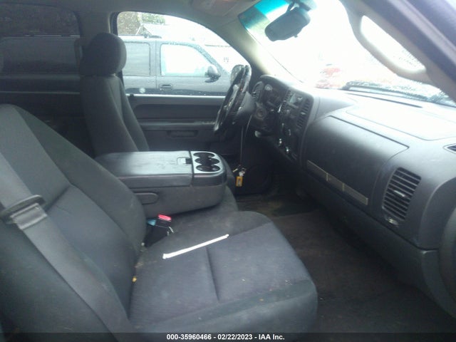 2013 CHEVROLET SILVERADO 1500 LT VIN: 3GCPCSE03DG378308
