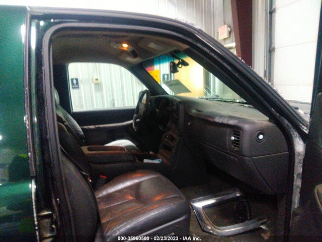 2005 GMC SIERRA 1500 SLT VIN: 2GTEK13T251238343