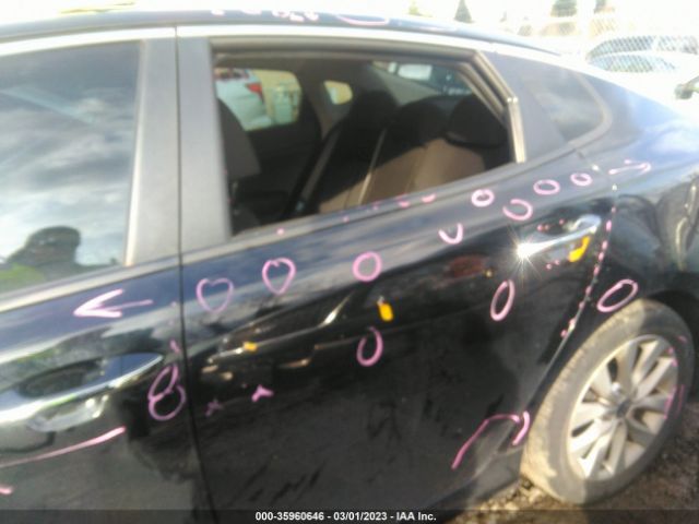 5XXGT4L31JG264900 KIA Optima Lx