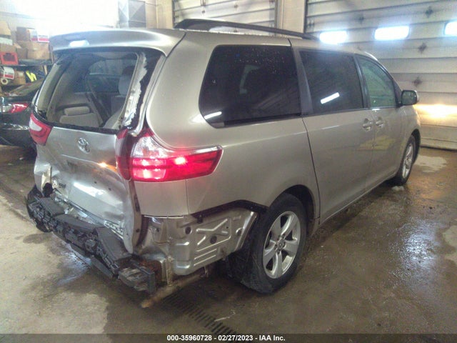 Toyota SIENNA LE 2015 5TDKK3DC6FS659554 Image 5