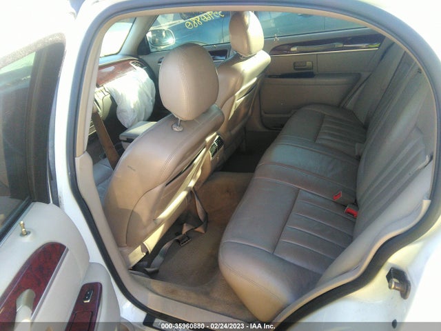 2003 LINCOLN TOWN CAR EXECUTIVE VIN: 1LNHM81W63Y706643