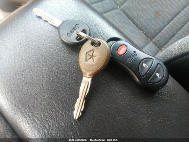 1J4FF48S41L604117 Jeep Cherokee Sport