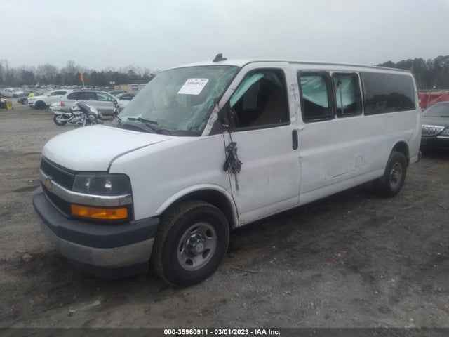 Chevrolet Express Passenger Lt 2018 1GAZGPFG9J1331292 Image 2