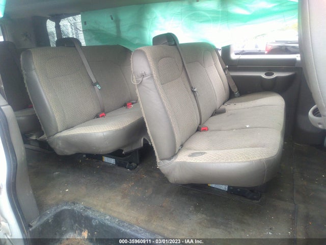 Chevrolet Express Passenger Lt 2018 1GAZGPFG9J1331292 Image 8