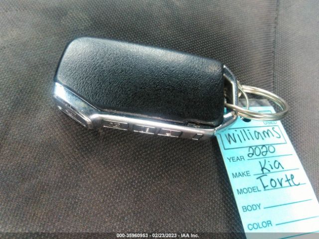 3KPF34AD7LE150306 KIA Forte Gt-line