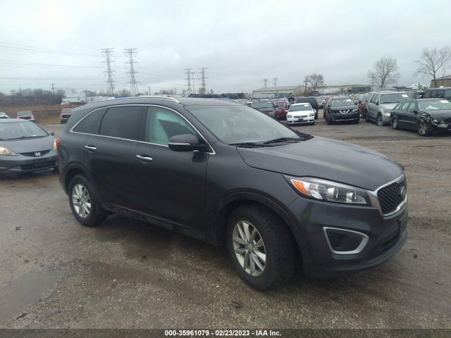 KIA SORENTO LX 2017 5XYPG4A36HG330564 Image 1