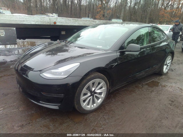 Tesla Model 3 Long Range 2022 5YJ3E1EB0NF247087 Image 2