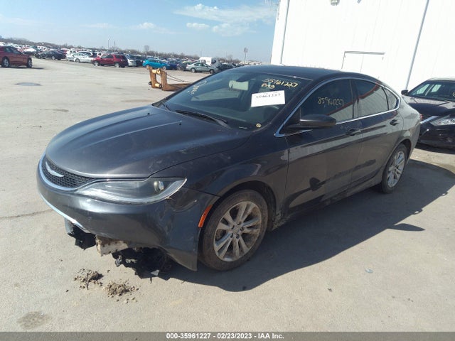 Chrysler 200 Limited 2016 1C3CCCAB9GN151295 Image 2