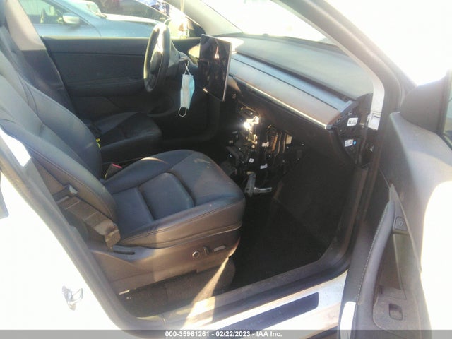 5YJYGDEE9MF149637 Tesla Model Y Long Range