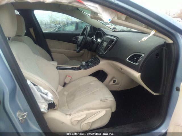 Chrysler 200 Limited 2015 1C3CCCAB9FN644800 Image 5