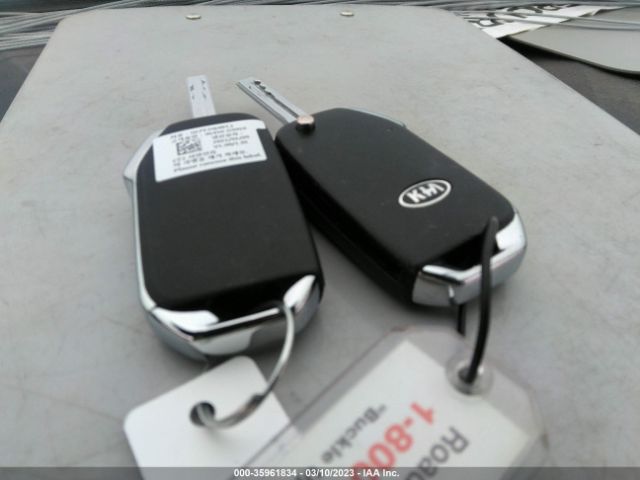 KNDPMCAC6M7932696 KIA Sportage Lx