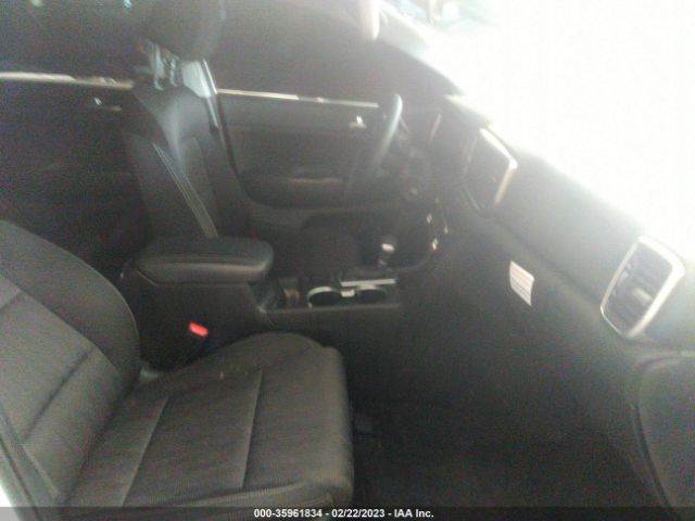 KNDPMCAC6M7932696 KIA Sportage Lx