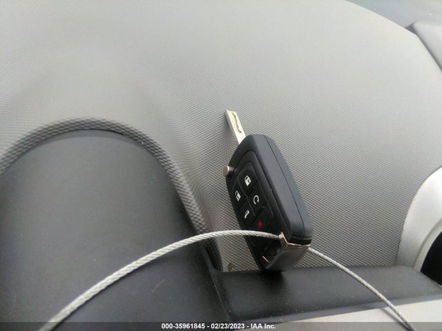 Chevrolet SONIC LT 2016 1G1JC5SG9G4128347 Image 3