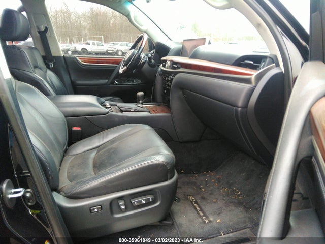 2016 Lexus LX, VIN: JTJHY7AXXG4217586