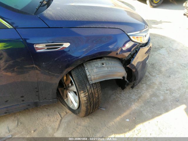 5XXGT4L38HG156056 KIA Optima Lx