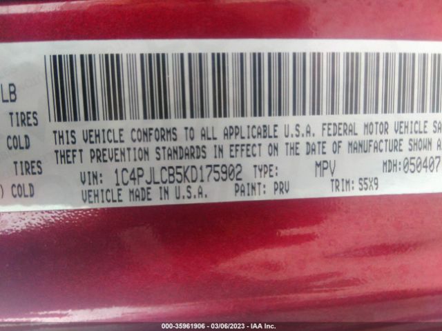 1C4PJLCB5KD175902 Jeep Cherokee Latitude