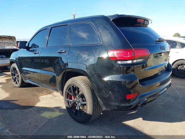 1C4RJFDJ7MC562945 Jeep Grand Cherokee Srt
