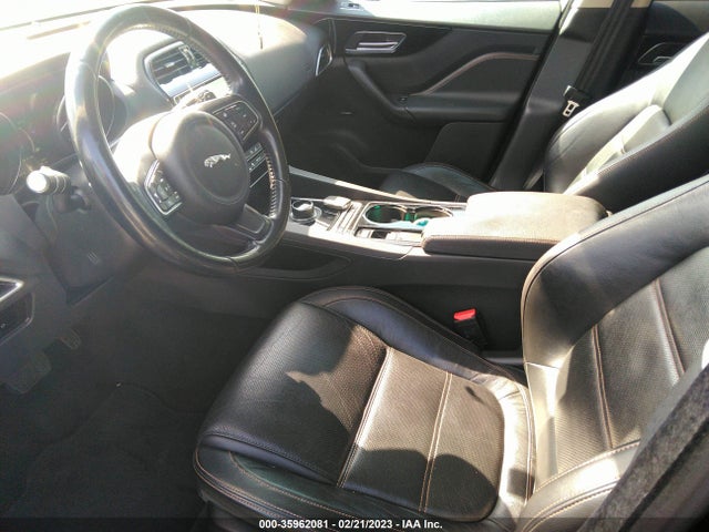 2017 Jaguar F-PACE, VIN: SADCK2BV6HA088655