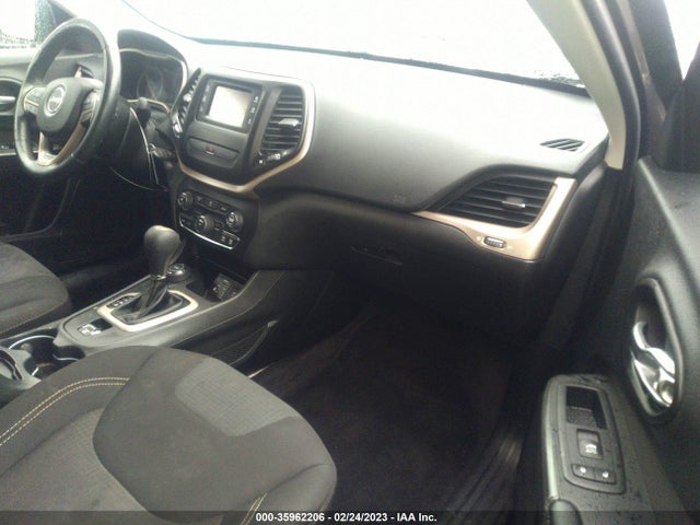 2017 Jeep Cherokee, VIN: 1C4PJMCB9HW511294