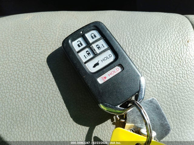 2015 HONDA ODYSSEY EX-L VIN: 5FNRL5H68FB100121