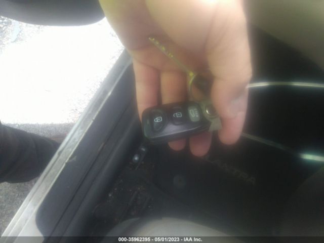 KMHD84LF9HU245378 Hyundai ELANTRA SE
