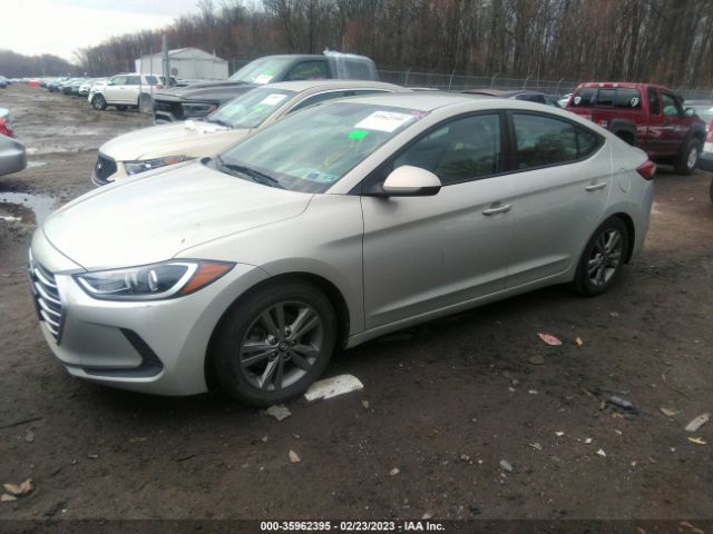KMHD84LF9HU245378 Hyundai ELANTRA SE