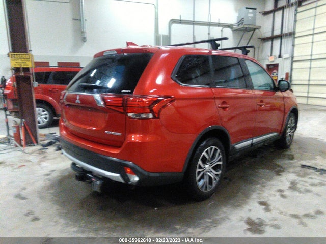 JA4AZ3A38JZ061642 Mitsubishi Outlander Es/se/sel/le