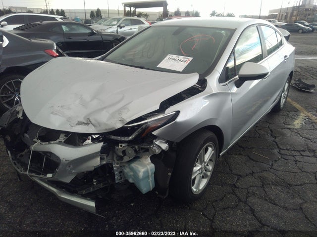 Chevrolet CRUZE LT 2018 1G1BE5SM3J7170880 Image 2