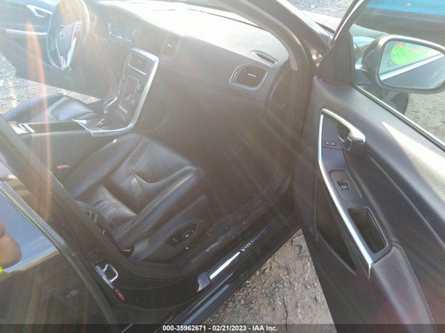 Volvo S60 2014 YV1612FS2E2279811 Image 6