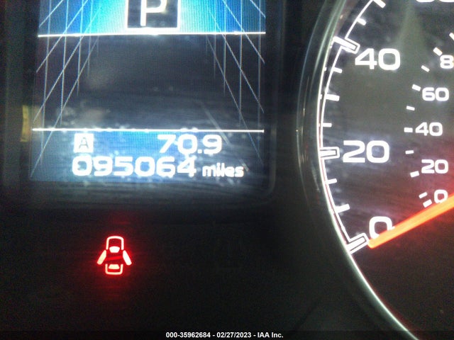4S4BRDKC1D2308135 Subaru Outback 3.6r Limited