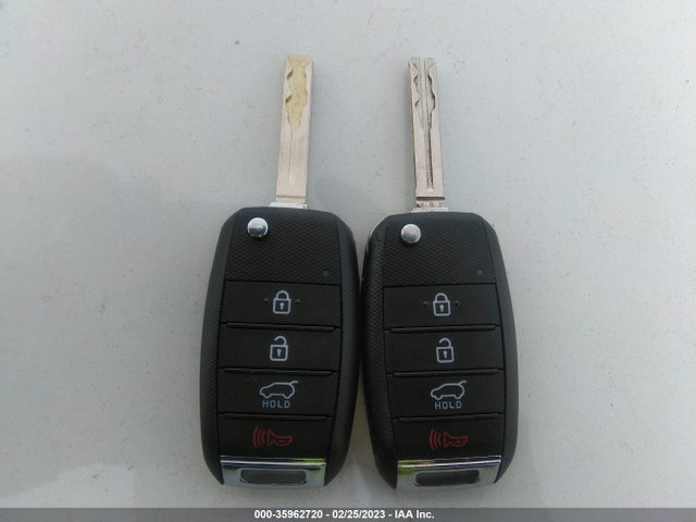 2020 KIA SPORTAGE LX VIN: KNDPM3AC3L7703956