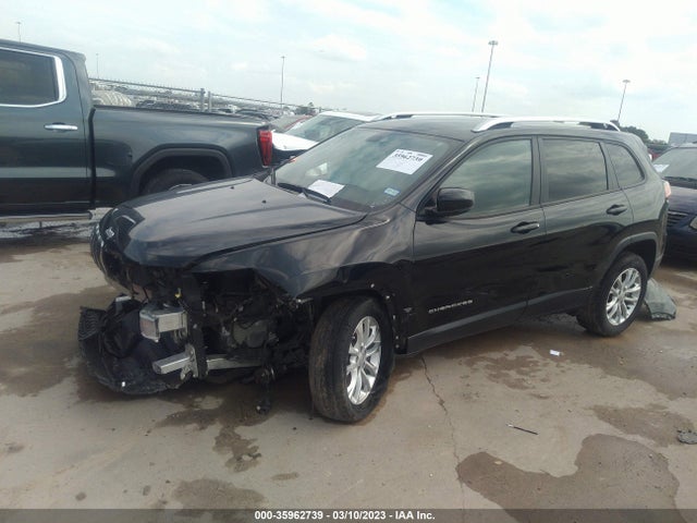 1C4PJLCB2LD643179 Jeep Cherokee Latitude