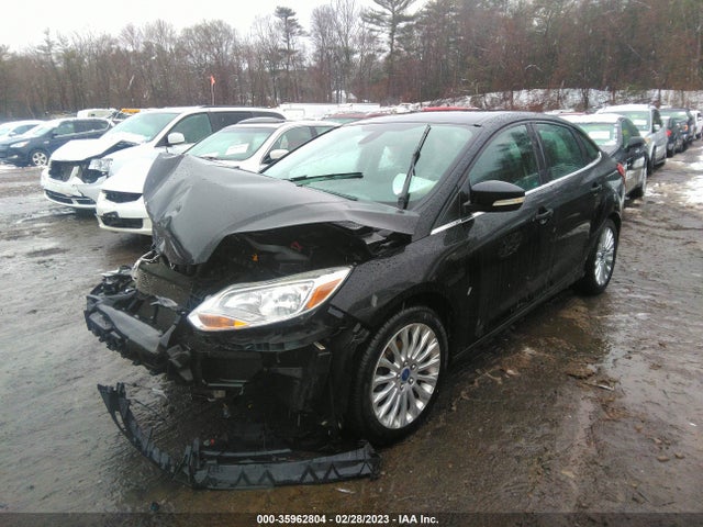 2012 FORD FOCUS TITANIUM VIN: 1FAHP3J28CL425846