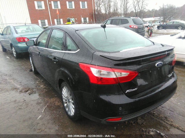 2012 FORD FOCUS TITANIUM VIN: 1FAHP3J28CL425846