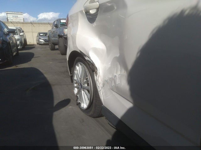 2015 Ford C-Max, VIN: 1FADP5CU4FL124455