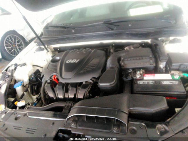 KNAGM4A7XF5553642 KIA Optima Lx