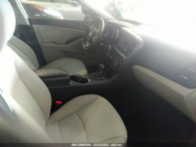 KNAGM4A7XF5553642 KIA Optima Lx