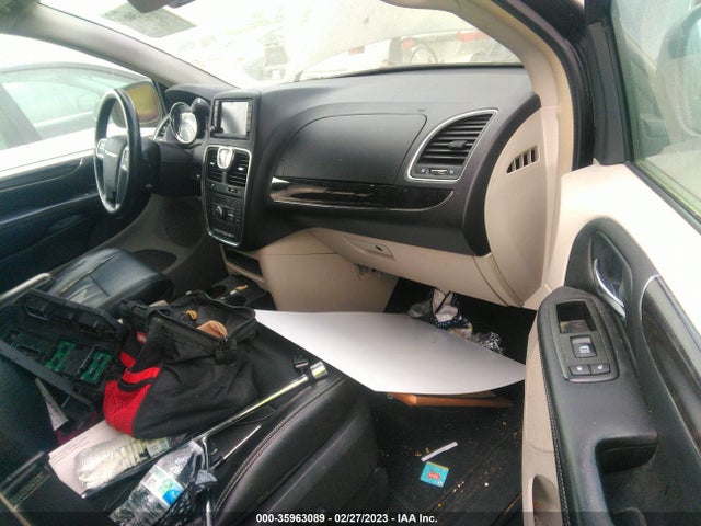 2C4RC1CG0DR711674 Chrysler Town & Country Touring-l