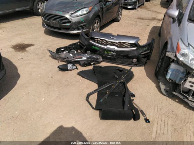 3KPF24AD6ME353627 KIA Forte Lxs