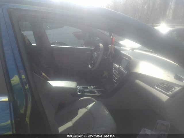 2016 HYUNDAI SONATA SPORT VIN: 5NPE34AF9GH427679