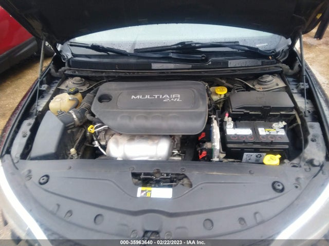 Chrysler 200 Limited 2015 1C3CCCAB9FN609867 Image 10